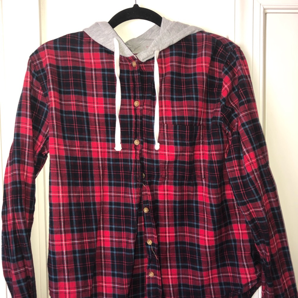 Super cute flannel!